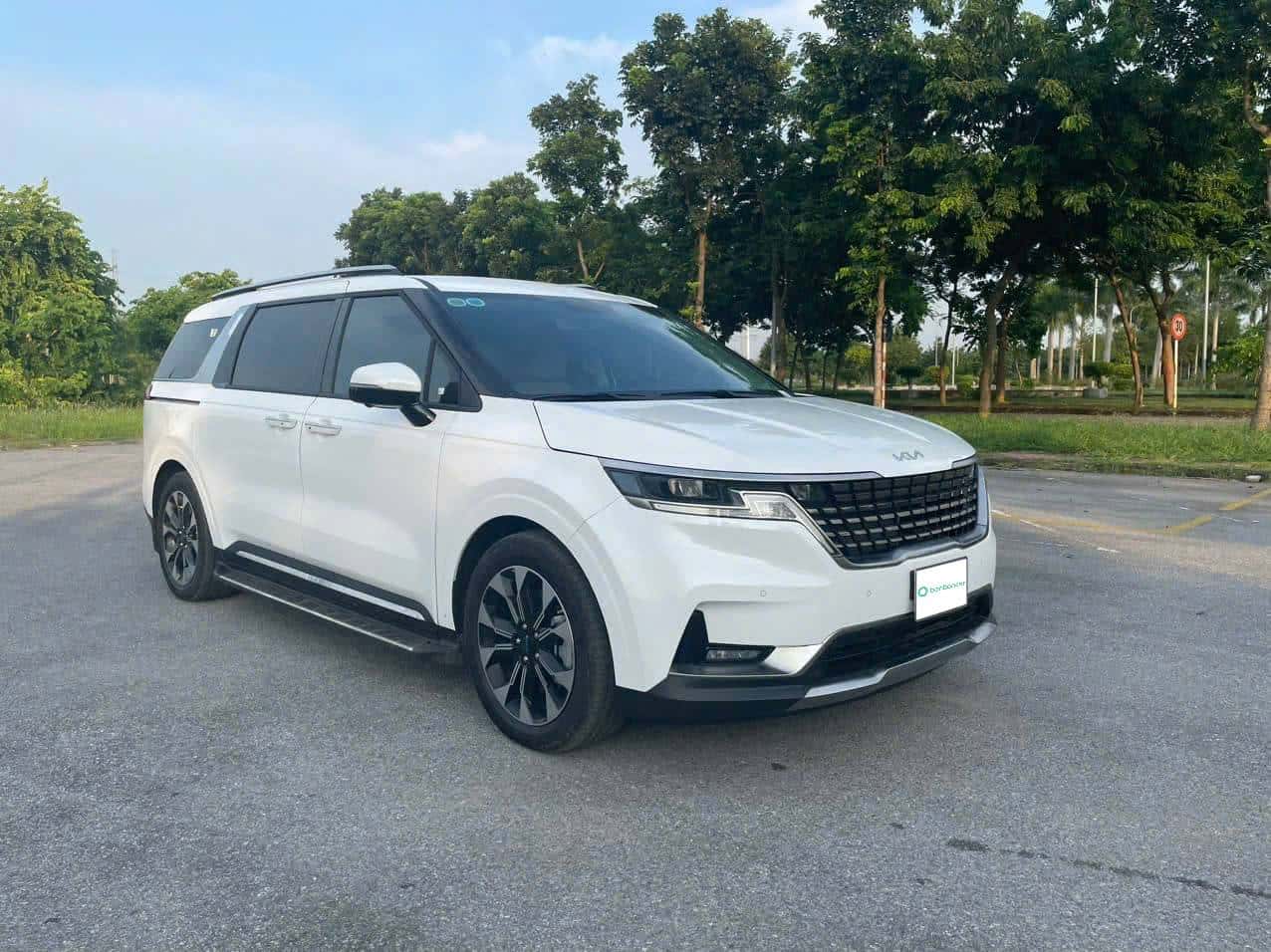 KIA CARNIVAL SIGNATURE