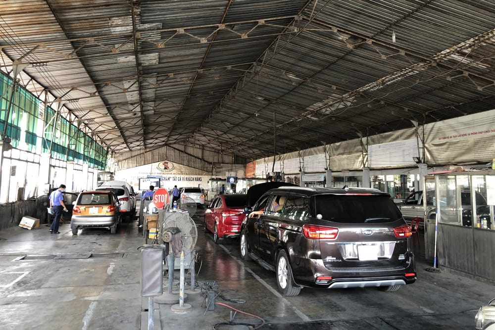 Cập Nhật Lệ Phí Đăng Kiểm Xe 5 Chỗ 2025: Bảng Phí Tiêu Chuẩn  Và Phụ Phí Mới Nhất