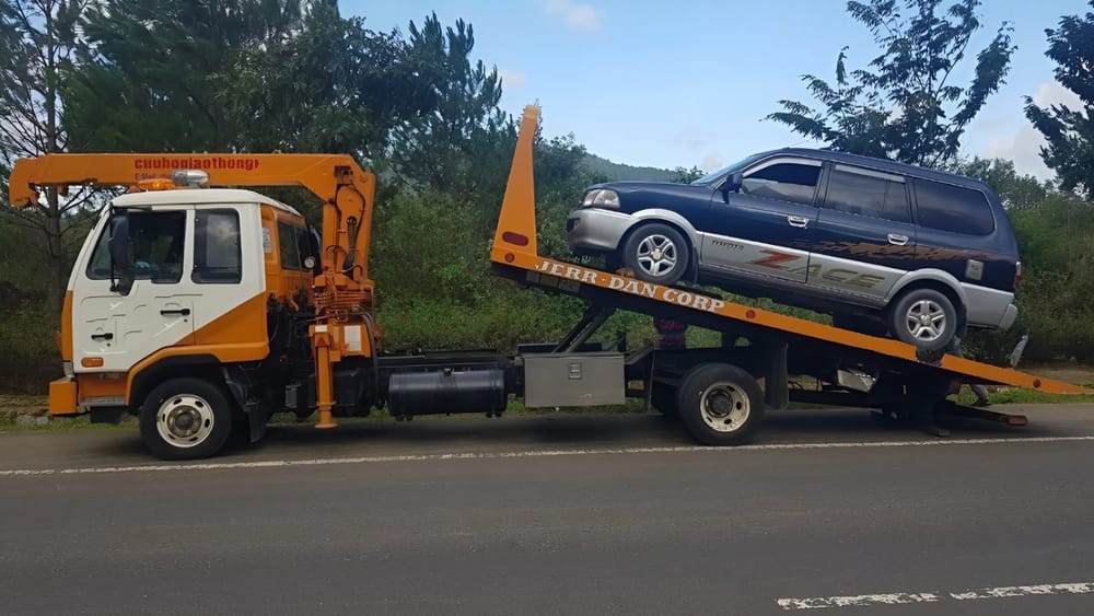 Top 10 Dịch Vụ Cứu Hộ Ô Tô TPHCM Uy Tín, Nhanh Chóng Nhất 2026 (24/7)