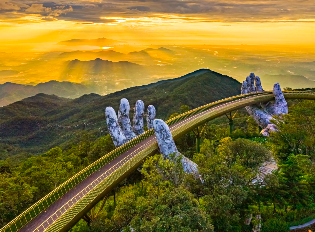 Bảng Giá Vé Cáp Treo Bà Nà Hills Mới Nhất 2025: Cập Nhật Chi Tiết & Kinh Nghiệm Du Lịch